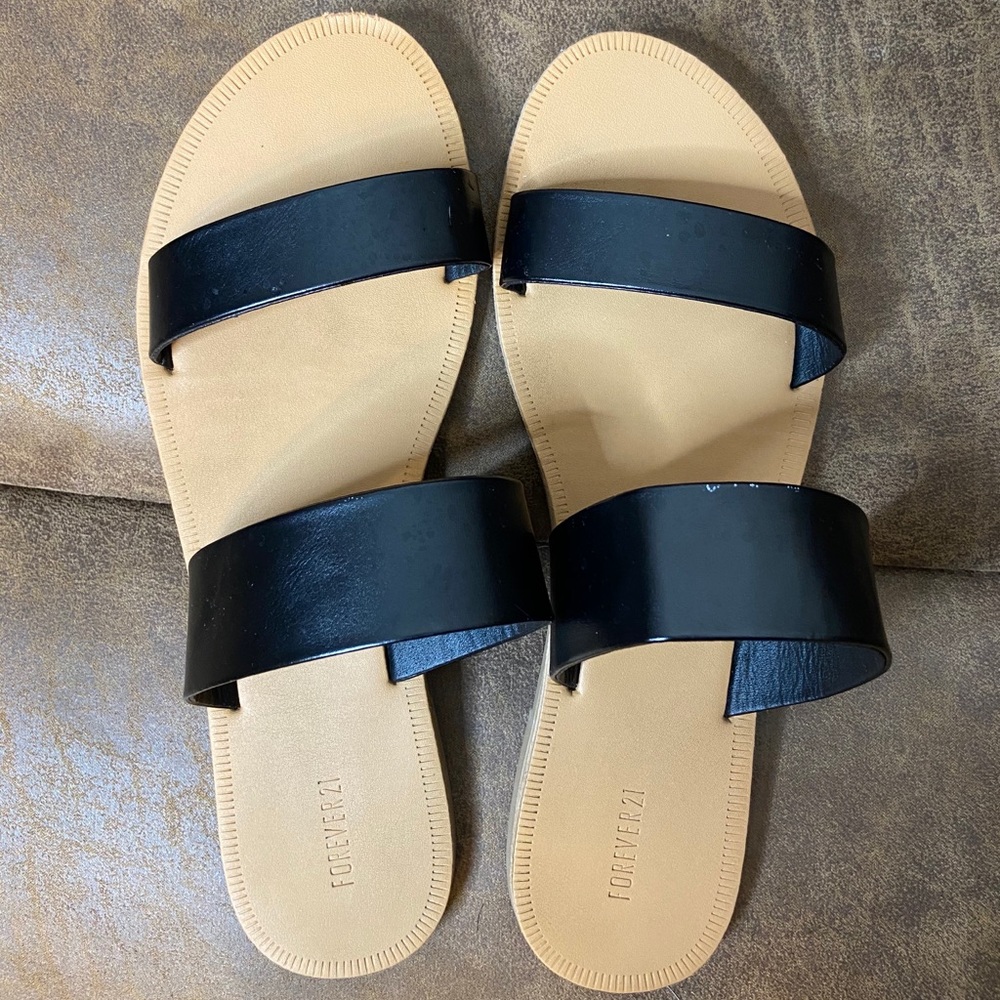 These nice fitted forever 21 sandals.